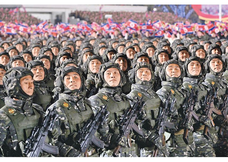北韓宣稱大量民眾願意從軍。