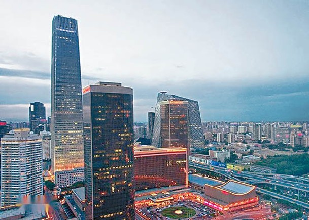北京人均年薪逾28萬