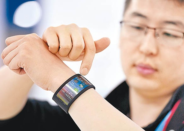 中國第二季智能手錶出貨量942萬隻。