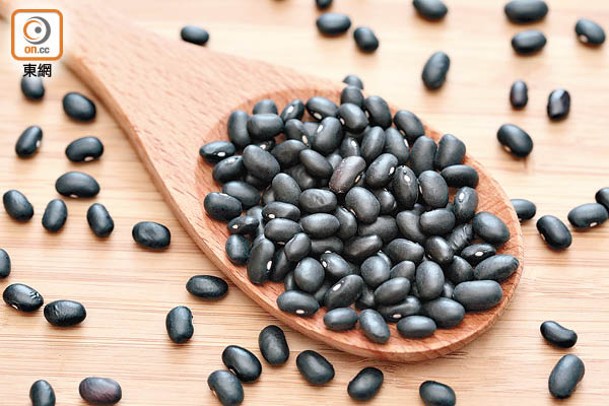 黑豆、綠豆、豌豆及青豆等可以代替毛豆作減脂食譜的食材。
