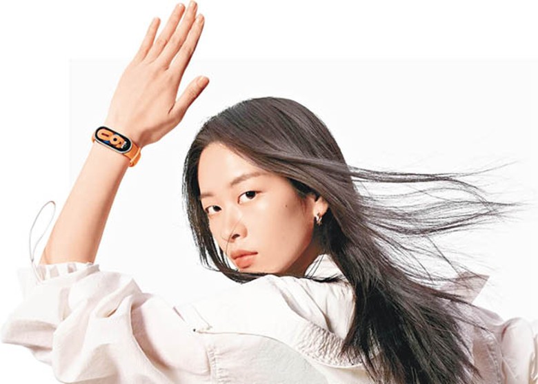 小米手環8可選配TPU腕帶，材質親膚且防水。（a）