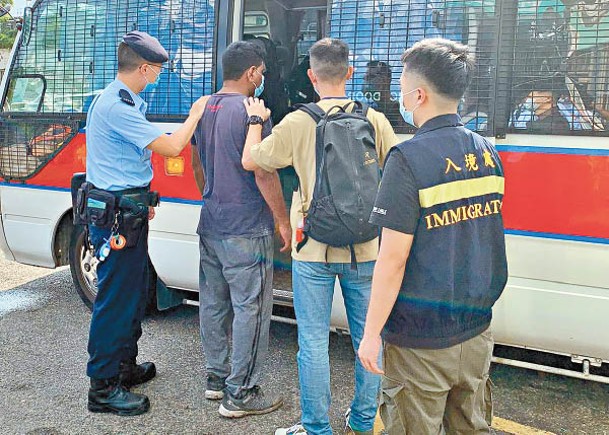 東九龍反黑工  拘13人包括假難民