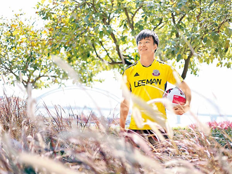 立花稜也坦言香港足球的風格加速其成長。