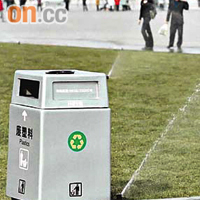 北京天安門廣場一垃圾桶曾發現二百多支雷管。（資料圖片）