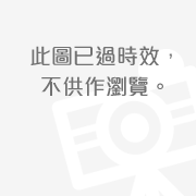 三名人類大胃王奮力應戰，可惜最終仍然落敗。	（美聯社圖片）