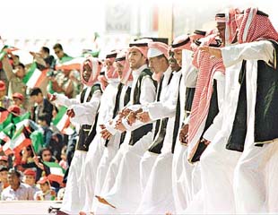 慶祝獨立50年 科威特派錢送糧