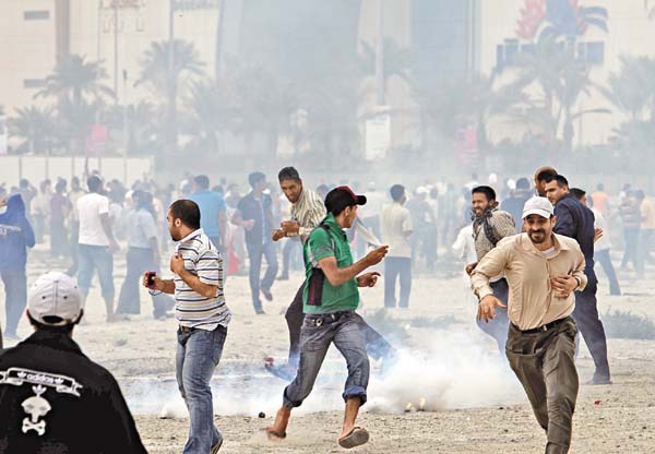 也門反對派揚言會擴大示威規模迫總統下台 0314-00180-003b2