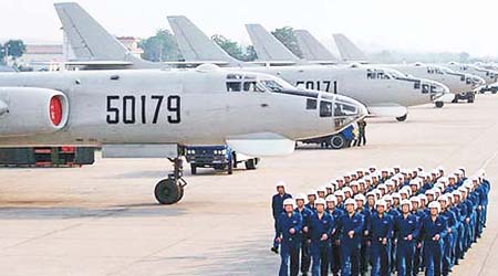 中國空軍近年加強演練長途奔襲作戰。