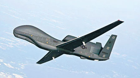 日本自衞隊正與美軍協調引進「全球鷹」無人偵察機。（資料圖片）
