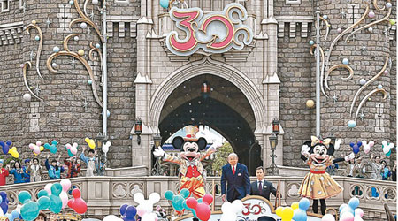 東京迪士尼開幕三十周年，推出多項新規例。