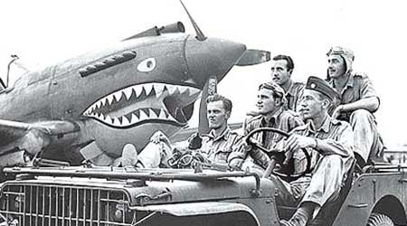 圖為二戰時的飛虎隊。（互聯網黑白圖片）