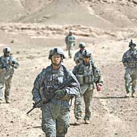 隨着伊拉克戰事結束，國防部將裁減陸軍人手。