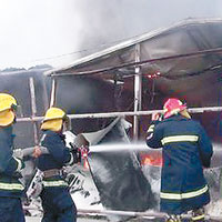 江蘇連雲港消防部門疑因日前發生的火警，加強巡查並銷毀不合格的消防產品。（互聯網圖片）