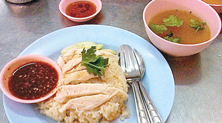 泰國政府指海南雞飯可能成為細菌溫床。（互聯網圖片）