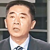 軍事專家杜文龍接受電視台訪問。（互聯網圖片）