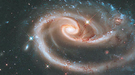 科學家指有五十星系發出高量度紅外線，疑藉此向地球發訊號。（互聯網圖片）