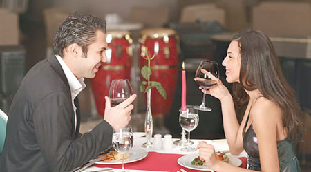 不少男士認為晚飯是最佳的談心時機。（互聯網圖片）