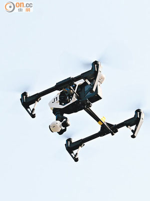 近年全球興起以無人機航拍。