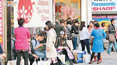 中國遊客前往日本旅遊的人數持續上升。（資料圖片）