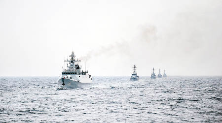 中國軍艦不時編隊巡航，近日被指首次在白令海出現。（資料圖片）