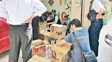 金門警方跨海在台南、屏東和高雄等地檢仿冒金酒。（互聯網圖片）