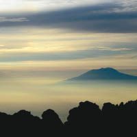 拉武火山