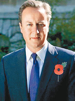 英國首相卡梅倫的facebook帳戶早前換了新的大頭照，筆直的西裝襯以一朵罌粟花裝飾。