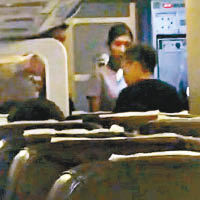 男乘客欲吸煙被拒，怒罵機艙服務員。（互聯網圖片）