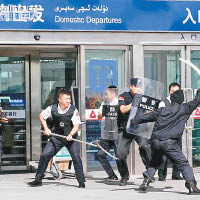 新疆當局近期多次進行反恐演習。