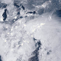 衞星圖像顯示，低氣壓為美國東部帶來暴風雪。（美國太空總署圖片）