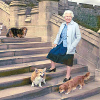 英女王與愛犬一同慶生。