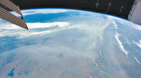加拿大山火的煙遠至太空站亦可見。