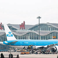 杭州蕭山機場為報告中最差的中國機場。