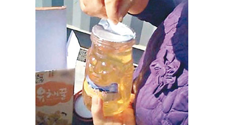 南韓有不法商人把偽冒菜花蜜賣給華客。（互聯網圖片）