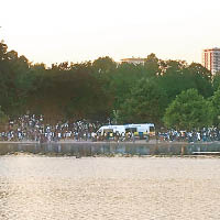 海德公園當日聚集了大批民眾。（互聯網圖片）