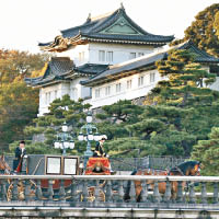 日皇暗示欲退位，令日本皇室成焦點，圖為東京的王宮。