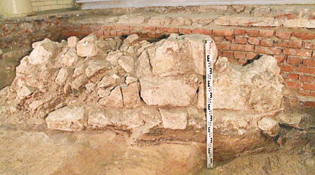 考古學家發現大教堂部分地基。（俄羅斯科學院考古研究所）