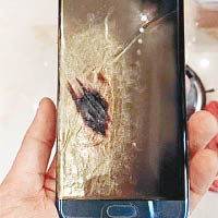 三星Note7手機屢次出現自燃事故。（互聯網圖片）
