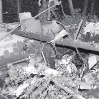 南斯拉夫航空公司的客機被炸成碎片。（黑白資料圖片）