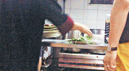 漢麗軒北京昌平分店前年被指把「口水菜」轉售。
