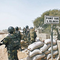 喀麥隆在邊境派兵提防博科聖地分子。（資料圖片）