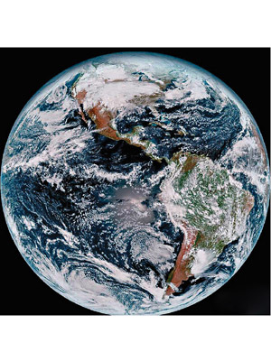 GOES-16拍攝地球的真實面貌。（NOAA圖片）