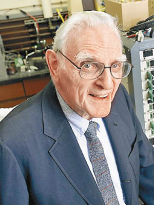 古迪納夫是公認的鋰電池發明者之一。（德州大學圖片）