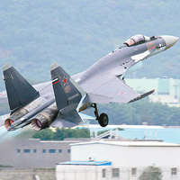 解放軍引進俄製蘇35戰機（圖），提升軍事實力。（資料圖片）