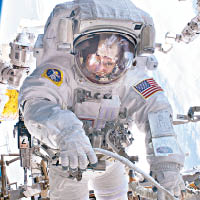 惠特森去年十一月抵達國際太空站工作。（NASA圖片）