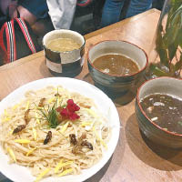 東京拉麵店推出昆蟲沾麵，大受歡迎。（互聯網圖片）