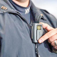 紐約市警方展開警員出勤時攜帶隨身攝錄機的計劃。（資料圖片）
