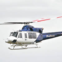 高空纜索玩家遇上危險，或要出動警方直升機救援。