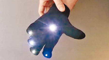 T2 Glove Light