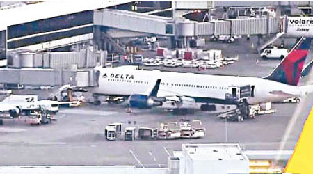 事發客機由西雅圖飛往北京。（美國電視畫面）